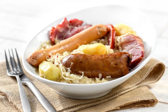 Pour rentrer doucement dans l’automne, Norbert Tarayre dévoile sa recette pour réaliser une choucroute express