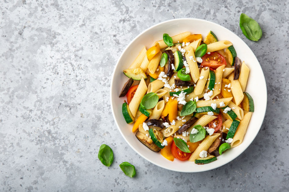 Comment préparer une salade composée équilibrée ?