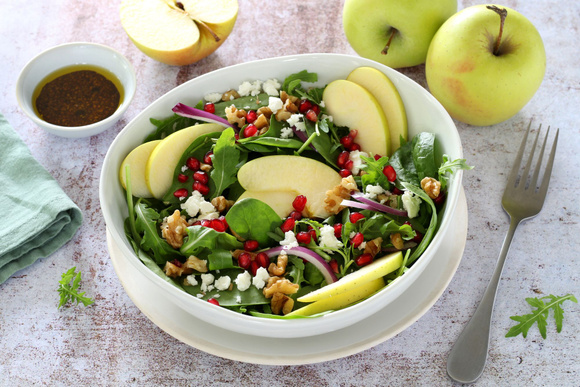 Salade composée aux pommes. Silvia Santucci