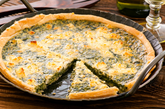 Cette diététicienne partage sa recette de quiche saine et savoureuse, parfaite avec une salade