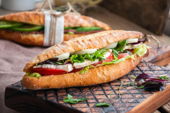 "Un sandwich peut-il être un repas équilibré… ou est-ce forcément une mauvaise idée ?" : un médecin répond !