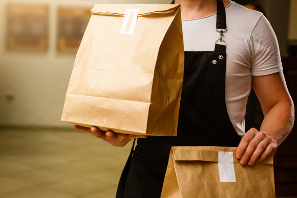 Coronavirus : les services de livraison de repas fonctionnent-ils ?