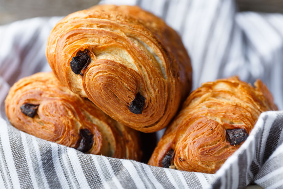 “Qu'est-ce que c'est bon !” : faites vos pains au chocolat maison avec cette recette validée par les lecteurs de 750g !