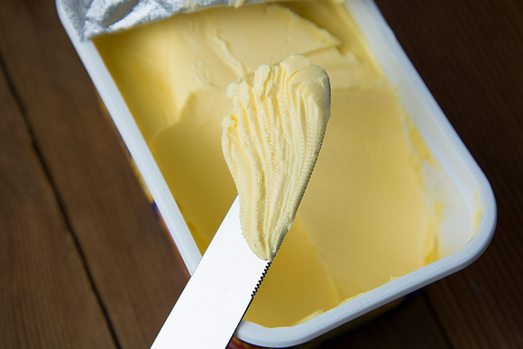 “Les autres recettes doivent être laissées en rayon” : Jean-Michel Cohen dévoile ce qu’il faut regarder pour choisir une bonne margarine