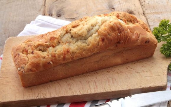 Pour un repas facile, rapide et délicieux, voici nos meilleures recettes de cakes salés !