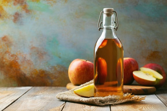 5 bienfaits santé du vinaigre de cidre : perte de poids, digestion, glycémie...
