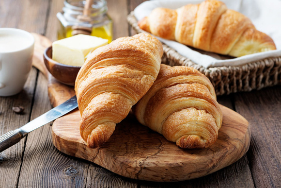 La recette sucrée parfaite pour ne plus jeter votre croissant de la veille !