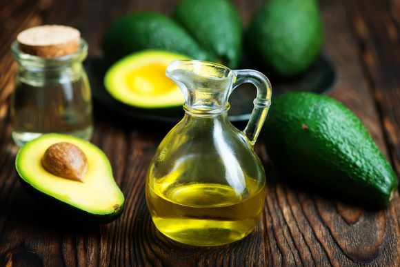 Huile d’olive ou huile d’avocat : laquelle est la plus intéressante pour la santé ?