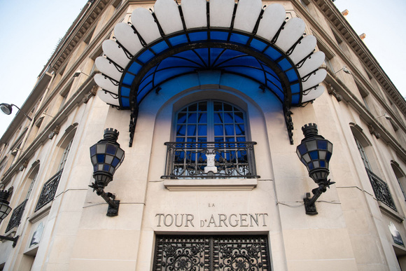 Ce restaurant parisien mythique rouvre enfin après plus d’un an de travaux !