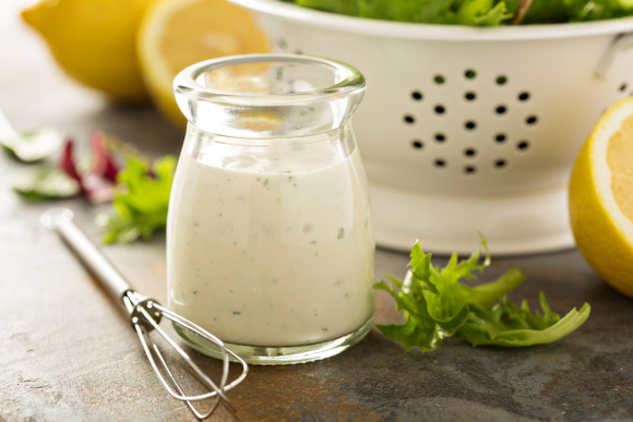 J'ai remplacé la mayonnaise par cette sauce crémeuse allégée et tout le monde veut la recette