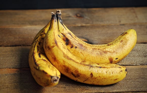 Comment faire mûrir une banane rapidement, en quelques minutes ?