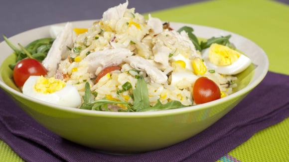 Salade de riz : 10 idées pour qu'elle ne soit plus jamais ennuyeuse