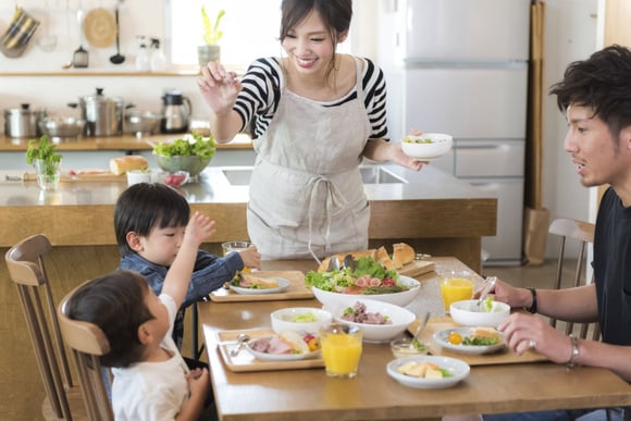 Les trucs à oser pour pimenter les repas en confinement