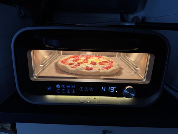 Notre test du four Ooni Volt 2 qui transforme votre cuisine en véritable pizzeria