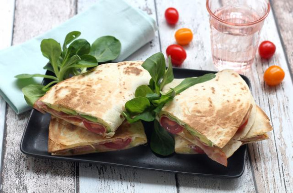 Quesadillas au bacon et à l'avocat. Silvia Santucci