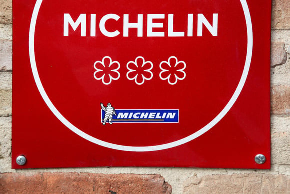Guide Michelin : Savez-vous vraiment ce que signifient les une, deux et trois étoiles du guide rouge ?