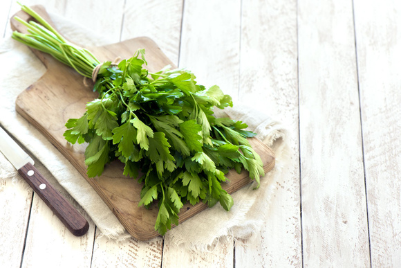 La bonne idée pour ne plus gâcher ses bouquets d'herbes