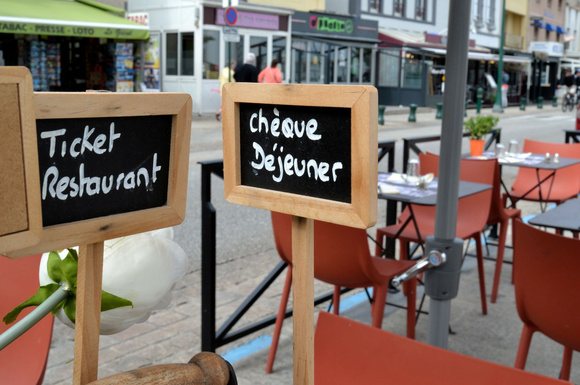 Tickets-restaurant : la dérogation qui permet de payer ses courses va-t-elle enfin être pérennisée ?
