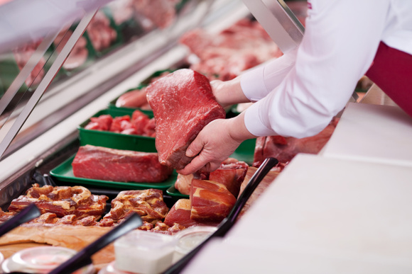 Voici les meilleures périodes pour acheter sa viande jusqu’à 30 % moins cher, selon un Meilleur Ouvrier de France