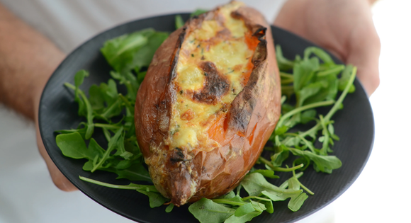 Faciles et économiques : les meilleures recettes pour sublimer la patate douce cet automne
