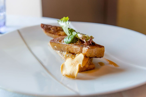 Foie gras poêlé. Adobestock