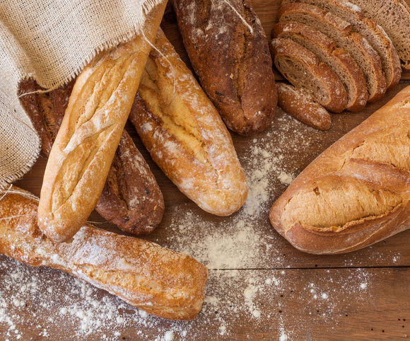 Au levain, complet, tradition… Comment bien choisir son pain ?