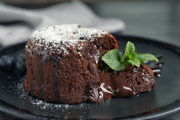Comment réaliser un fondant au chocolat sans beurre ? Une diététicienne livre sa recette saine !