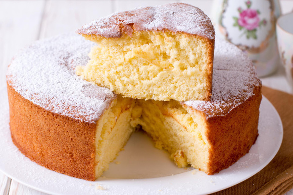 Gâteau trop sec ? L’astuce magique pour le rattraper et le rendre à nouveau moelleux
