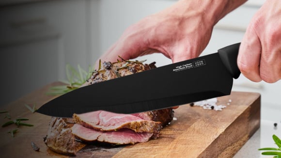 Notés 4,4/5 sur Amazon, ces couteaux de cuisine hauts de gamme sont à moins de 25 euros
