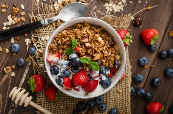Granola : lesquels choisir ou éviter au supermarché ? Une diététicienne livre son verdict