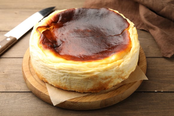 François-Régis Gaudry dévoile un cheesecake basque à la crème de marron absolument irrésistible