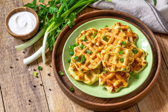 Voici nos meilleures recettes de gaufres salées qui enchanteront petits et grands !