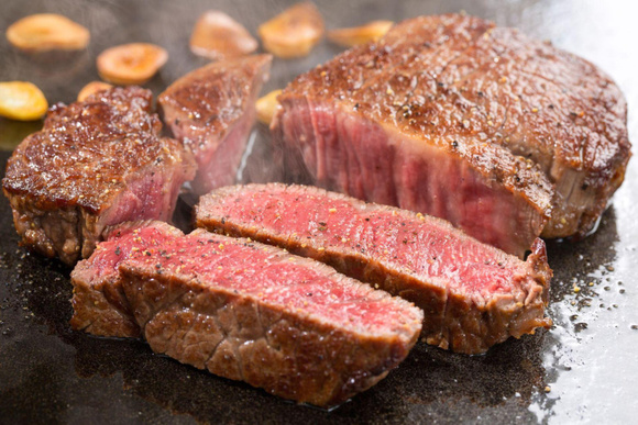 Barbecue : pourquoi ma viande est toujours trop sèche ? Un Meilleur Ouvrier de France partage ses conseils
