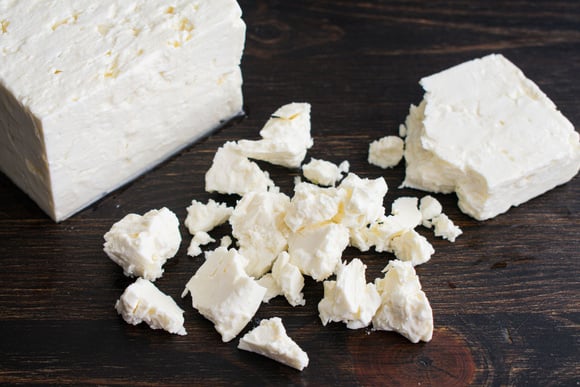“Astuce antigaspi”: une nutritionniste livre sa méthode pour bien conserver un reste de feta
