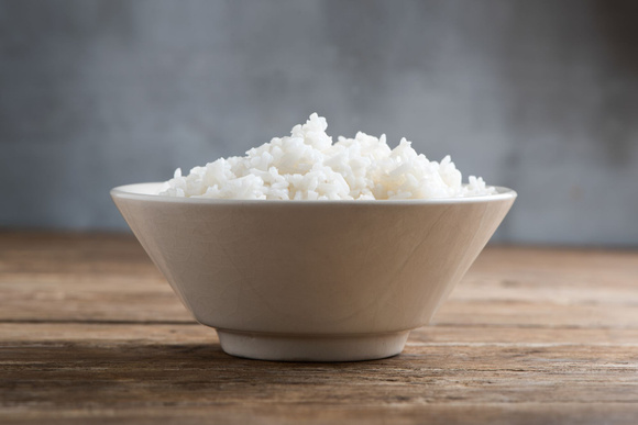 Pourquoi céder à la tentation du riz à cuisson rapide est une mauvaise idée ?