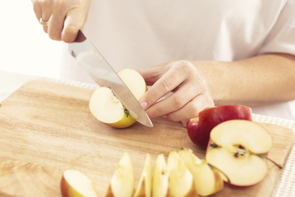 Comment conserver une pomme coupée ? - Adobestock