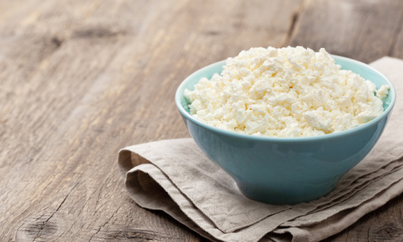 Ce cottage cheese maison se fait en 15 minutes et coûte 2 fois moins cher qu’en magasin