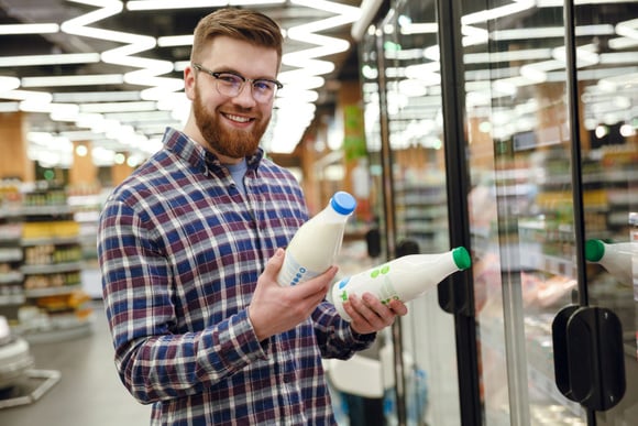 Lait cru, microfiltré, pasteurisé, UHT : comment s’y retrouver au rayon lait ?