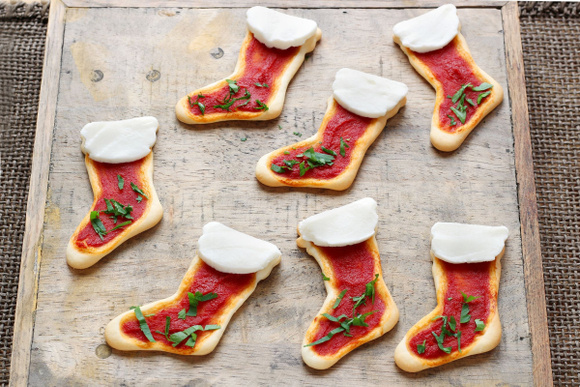 Je les fais toujours pour Noël, succès garanti : ces mini-pizzas bottes de Noël sont parfaites pour l'apéro
