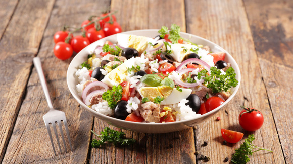 Comment faire pour qu'une salade de riz ne colle pas ?