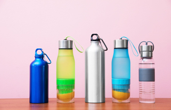 Pourquoi faut-il impérativement laver sa bouteille d'eau après chaque utilisation ?