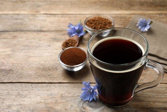 La chicorée est-elle vraiment un bon booster d’énergie pour remplacer le café du matin ?
