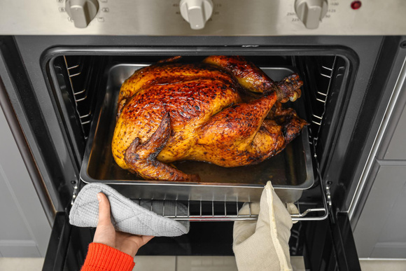 Comment réussir la cuisson de la dinde pour qu'elle soit moelleuse ?