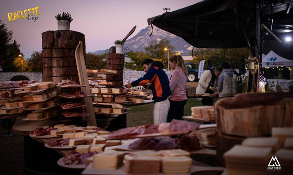 Une raclette qui demande de la préparation - Facebook Raclette Cup 4 