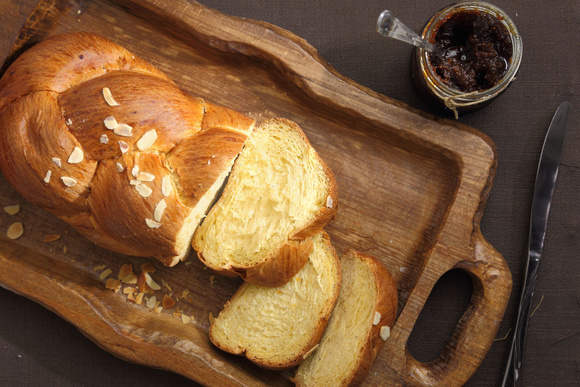 Brioche sans oeufs. Adobestock