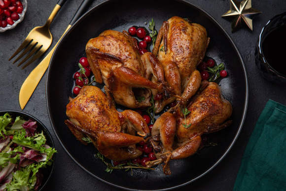 Comment réussir la cuisson de la caille pour qu'elle soit moelleuse ?