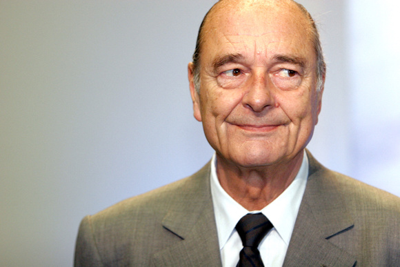 “Il la mangeait brûlée ! ” : Philippe Etchebest dévoile une étonnante habitude de  Jacques Chirac