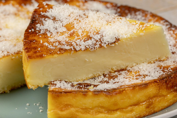 Moins de 3 € en caisse et 3 ingrédients du placard : découvrez la recette du flan le plus facile du monde