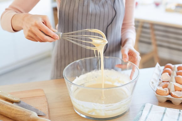 Voici la mauvaise habitude qu’il faut éviter quand on prépare un gâteau