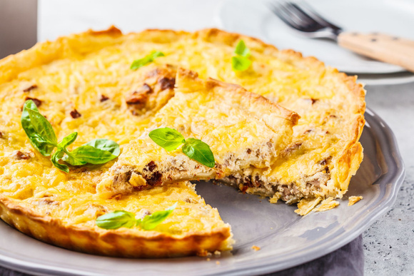 “Excellente et très simple” : testez cette recette de tarte au thon conseillée par les lecteurs de 750g